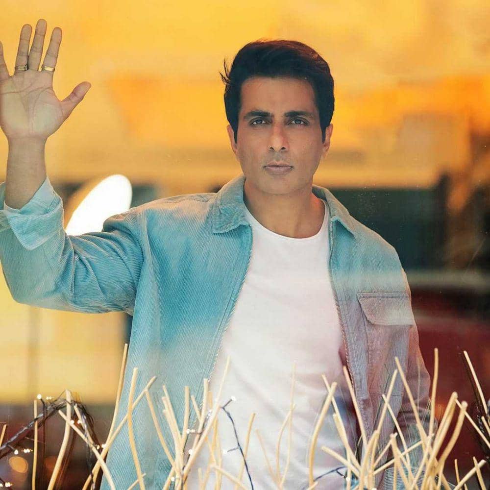 instagram.com/sonu_sood
