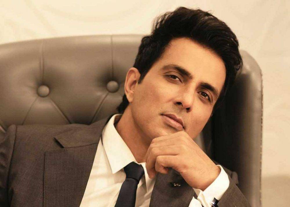 instagram.com/sonu_sood