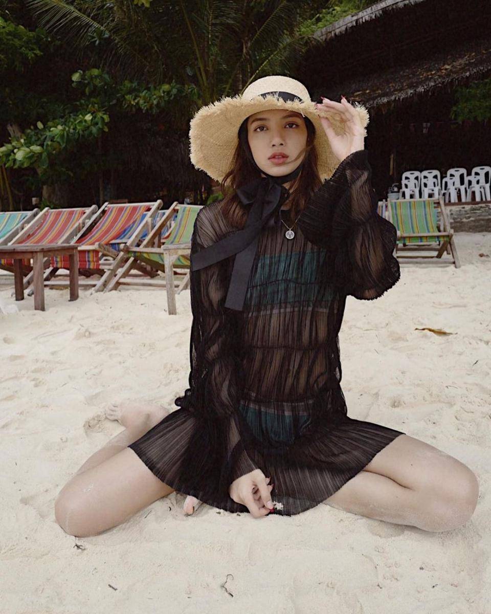 instagram.com/lalalalisa_m