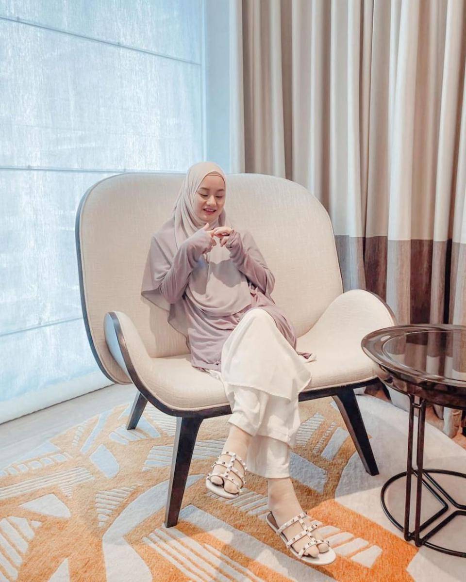 instagram.com/dindahw