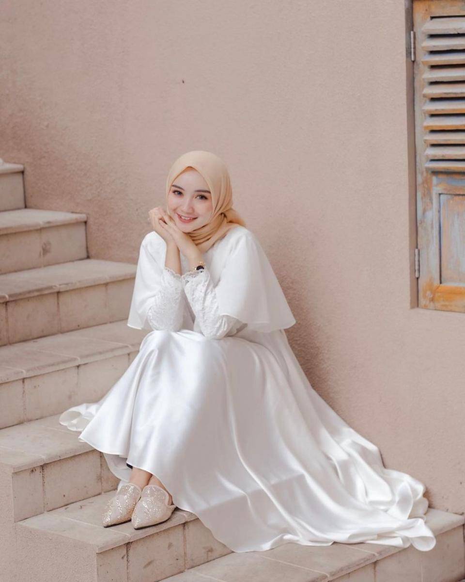 instagram.com/nurulhikmahfebriany