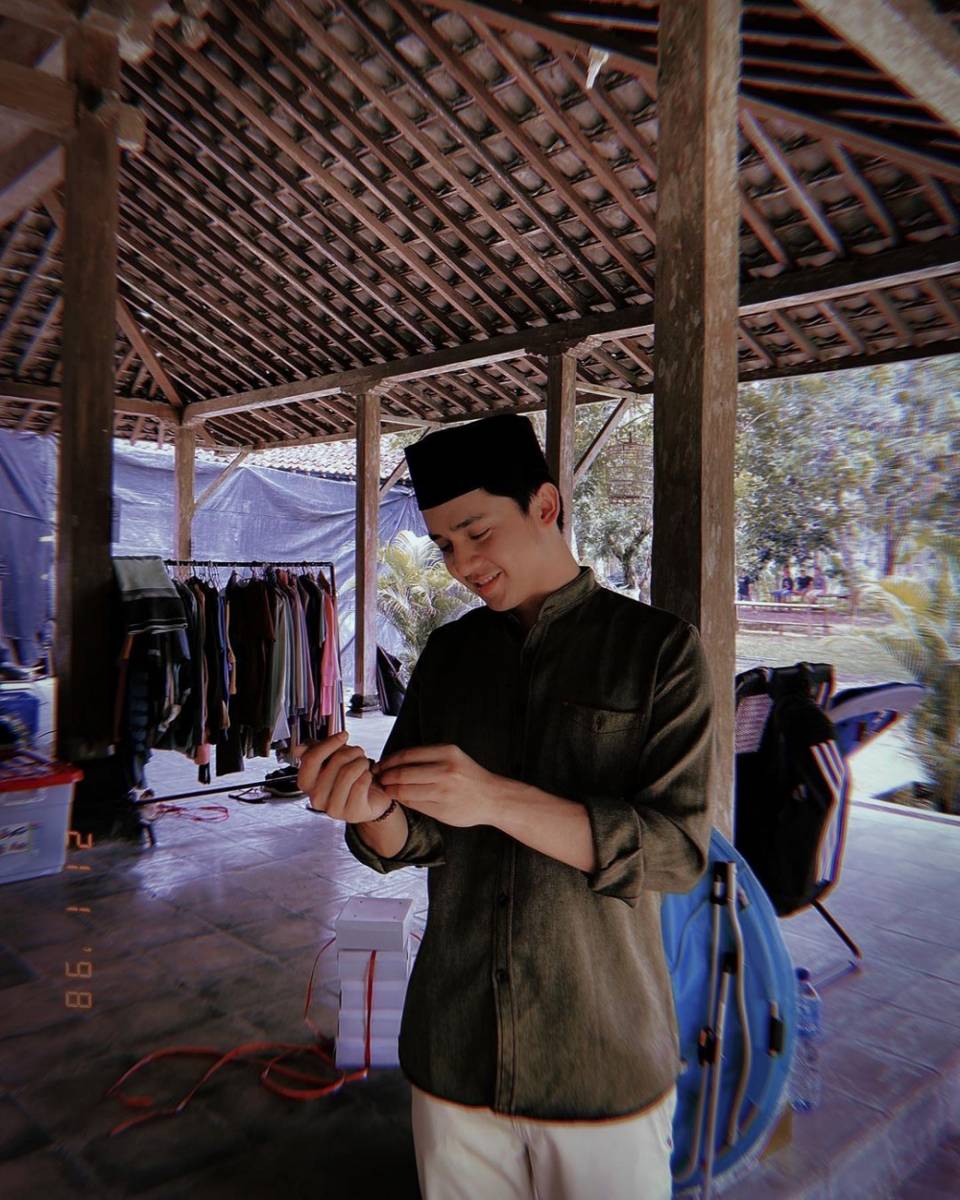 instagram.com/arbaniyasiz