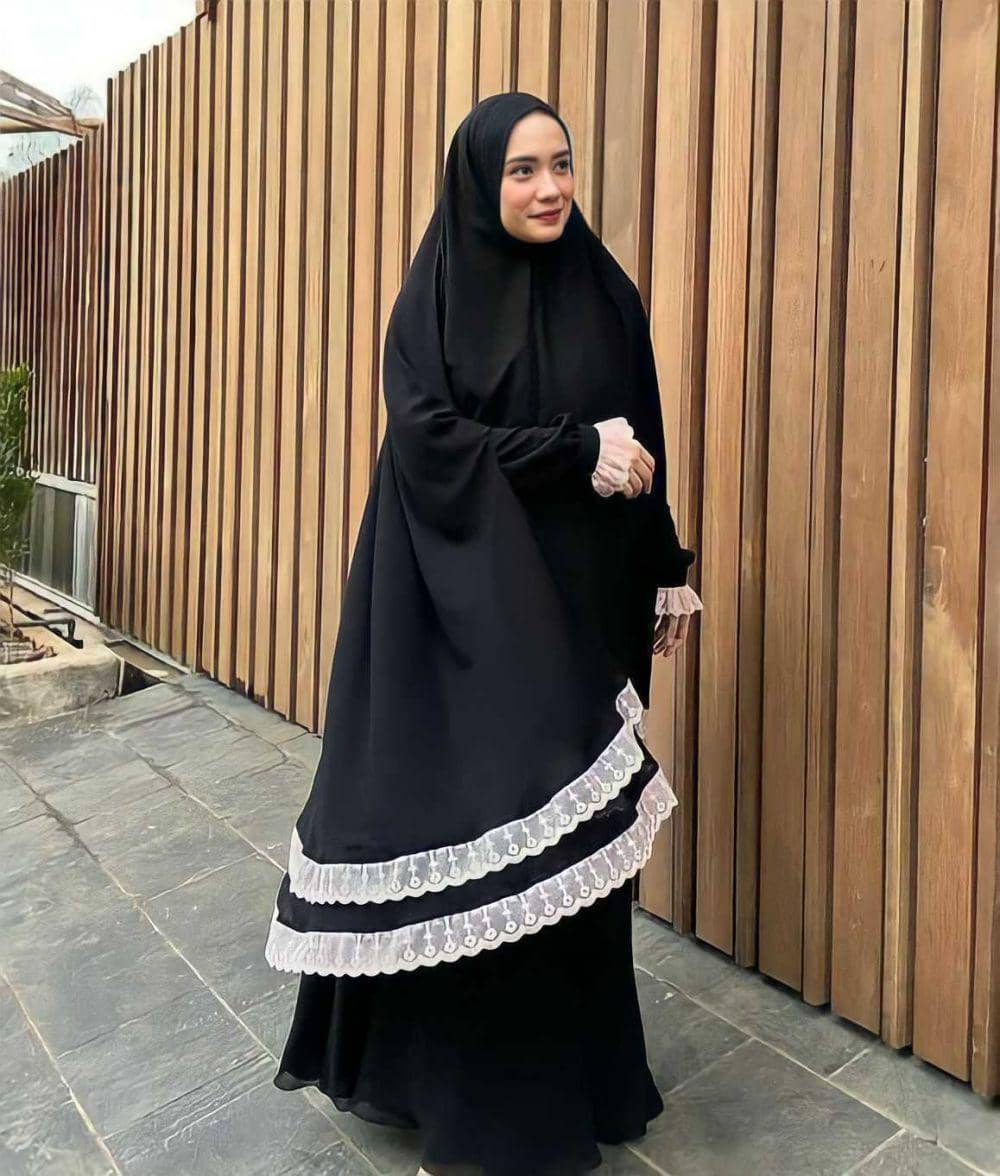 instagram/putrianesaloka