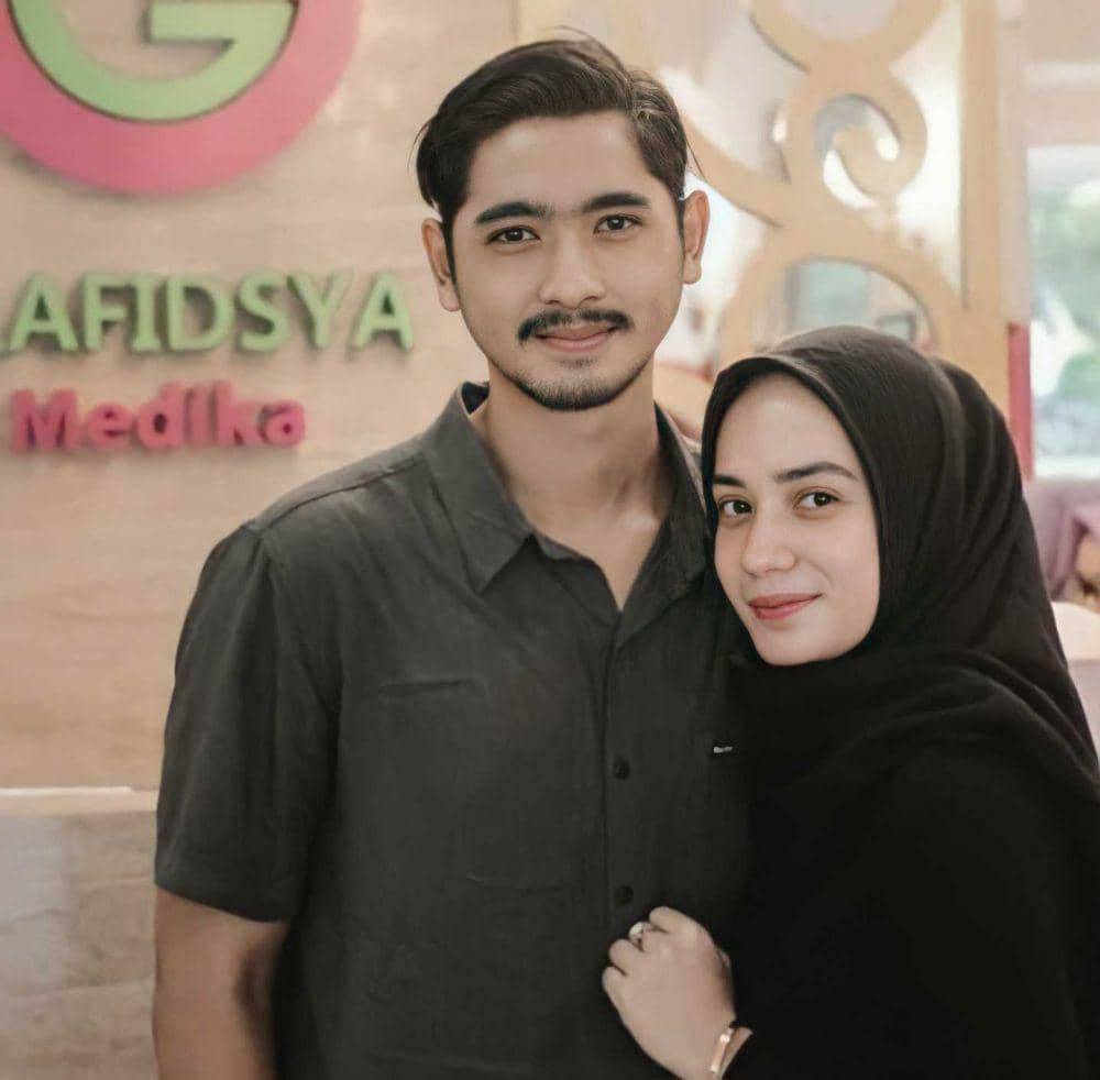 instagram/fansfanatick_salokafamily