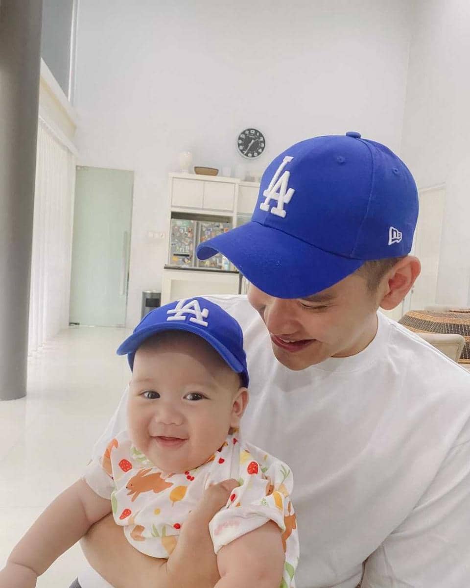 Instagram.com/thereal_rezkyadhitya