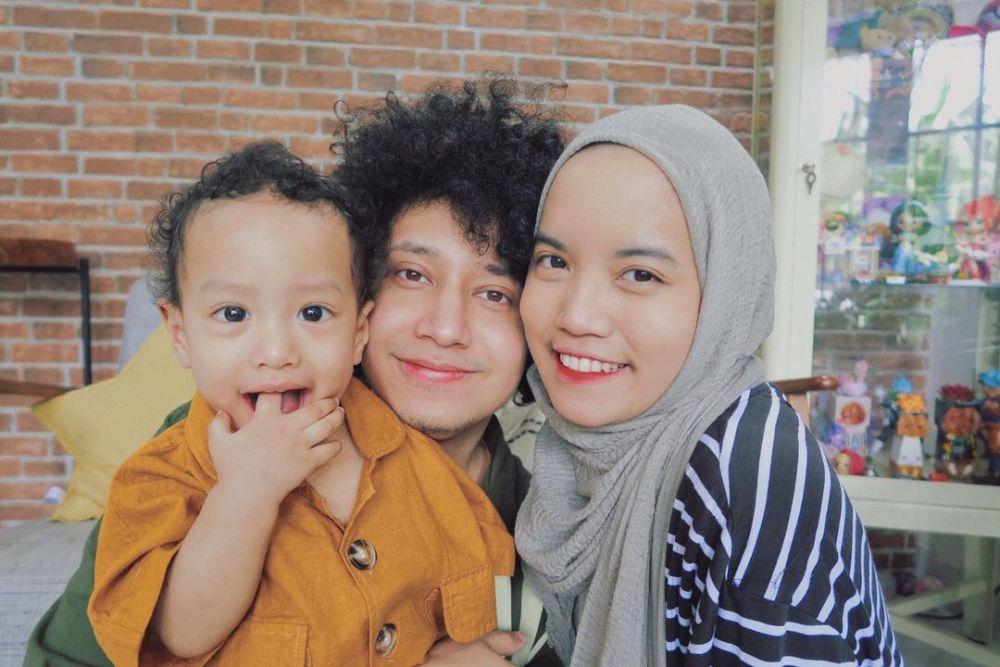 Umumkan Kehamilan Kedua, 9 Potret Dorippu Bersama Keluarga Kecilnya