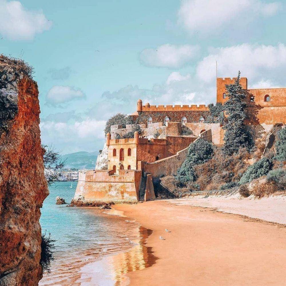 instagram.com/travellersplanet