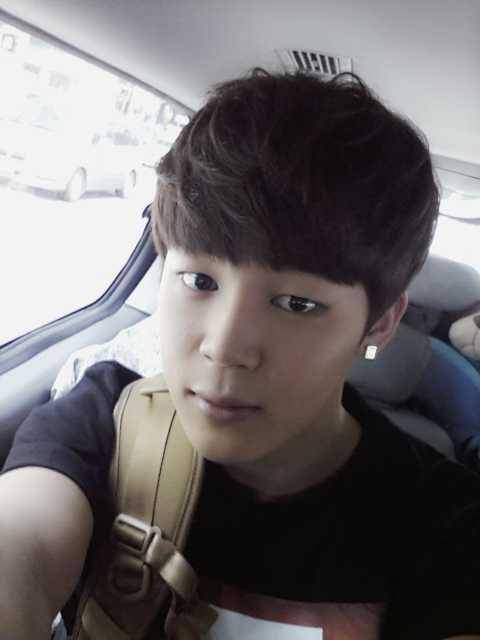 Twitter.com/BTS_twt