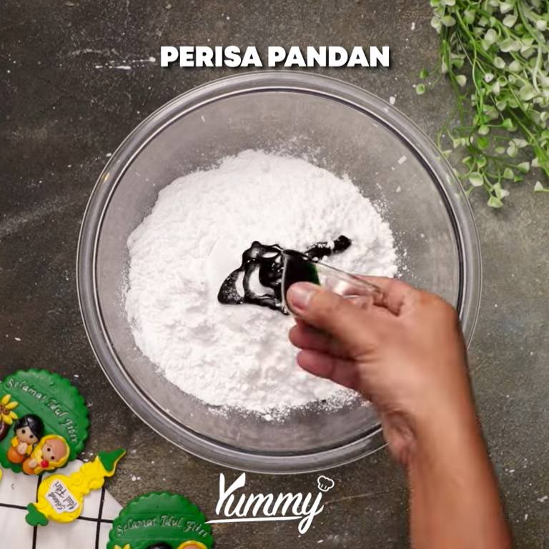 Putu mayang (yummy.co.id)
