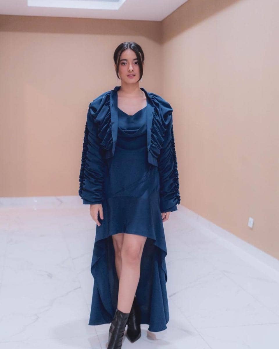 Mawar Eva (instagram.com/mawar_eva)