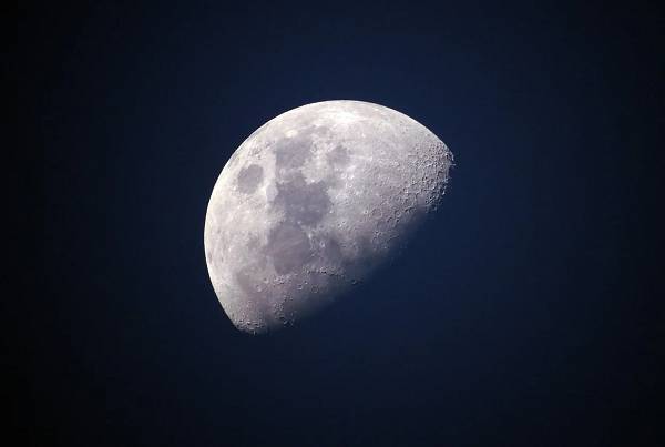 Para astronot sedang merekonstruksi perjalanan asteroid selama 22 juta tahun meluncur di tata surya. (Pixabay.com/Ponciano)