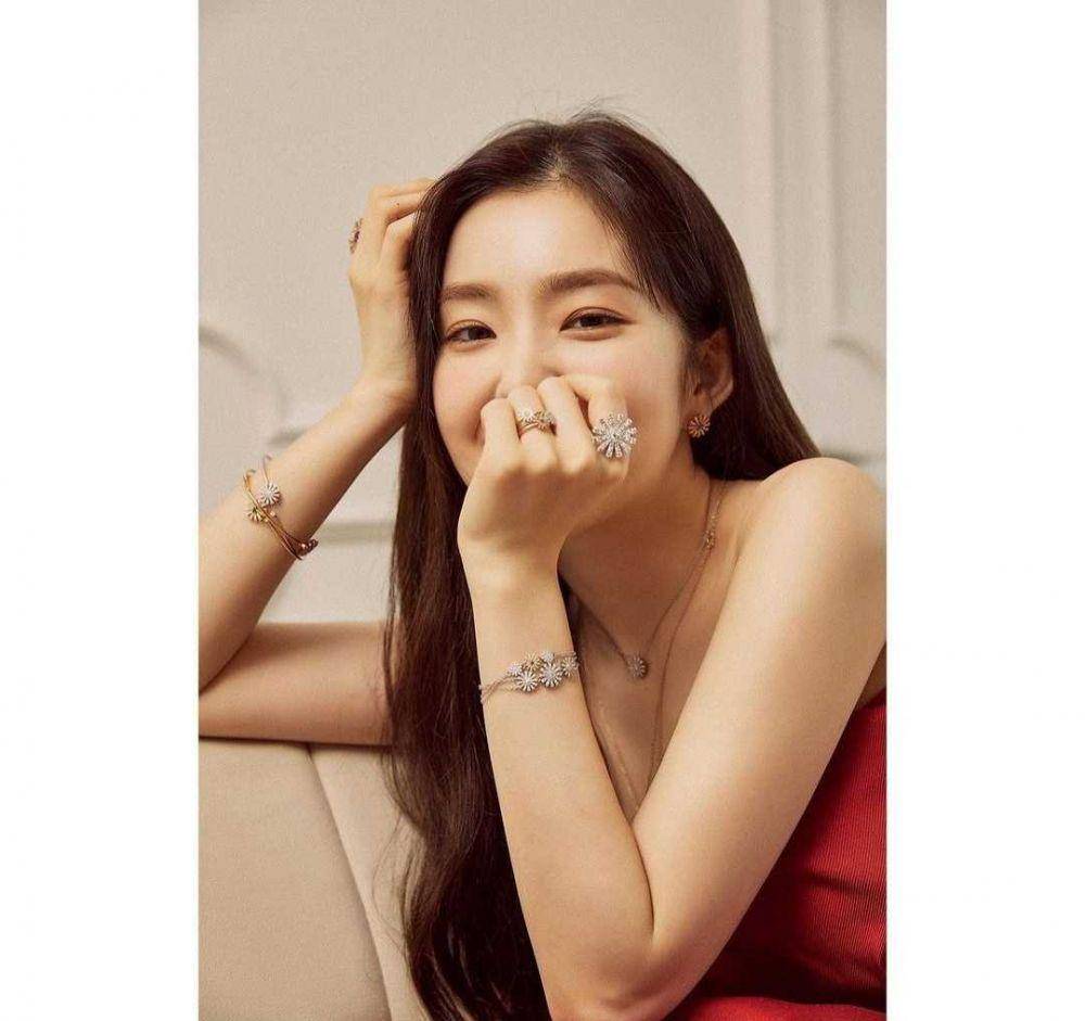 Irene Red Velvet (instagram.com/renebaebae)