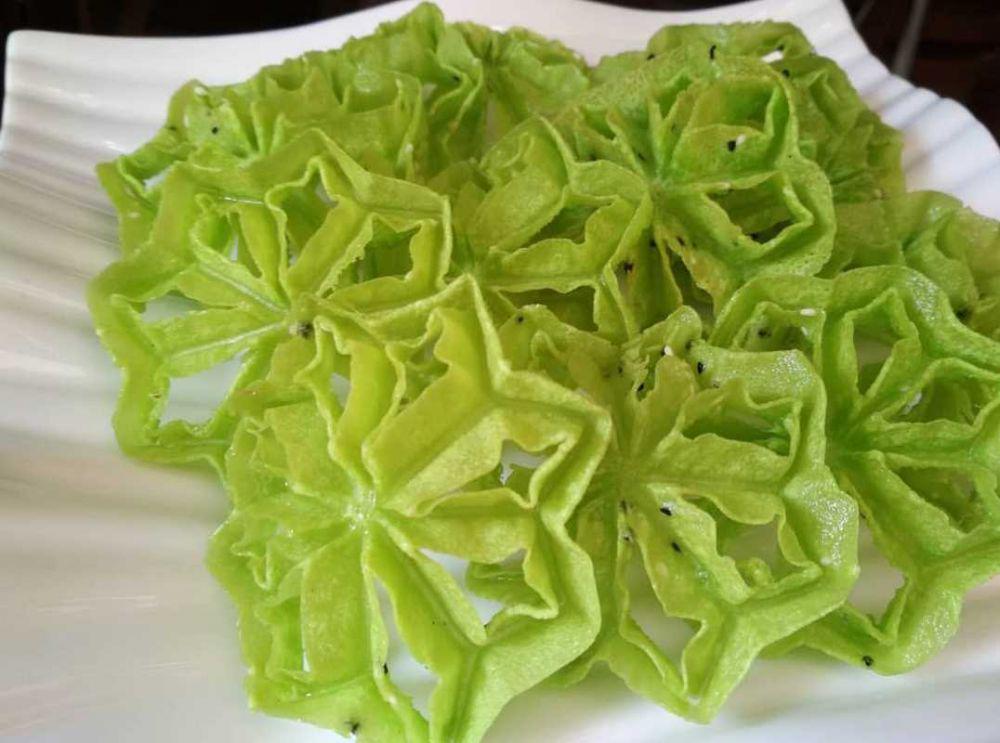 Resep Kembang Goyang Pandan Wijen yang Manis Gurih buat Jamuan Lebaran