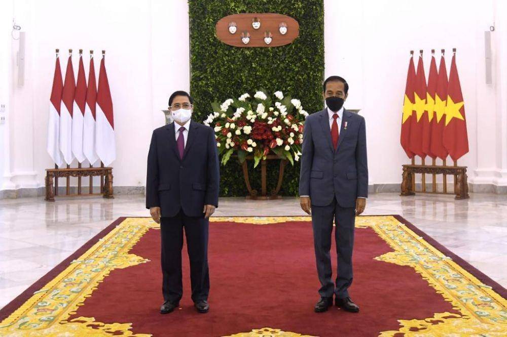Presiden Joko Widodo bertemu Perdana Menteri (PM) Vietnam Phạm Minh Chính untuk membahas sejumlah isu termasuk krisis Myanmar dan Asean Leaders Meeting (dok. Biro Pers Kepresidenan)