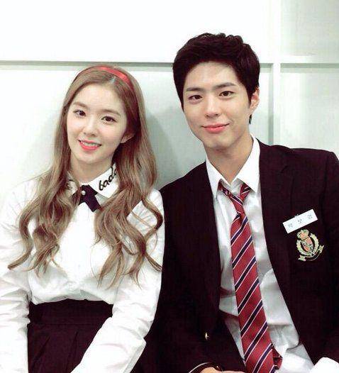 Irene dan Park Bo Gum kala menjadi MC di Music Bank (witter.com/KBSWorldTV)