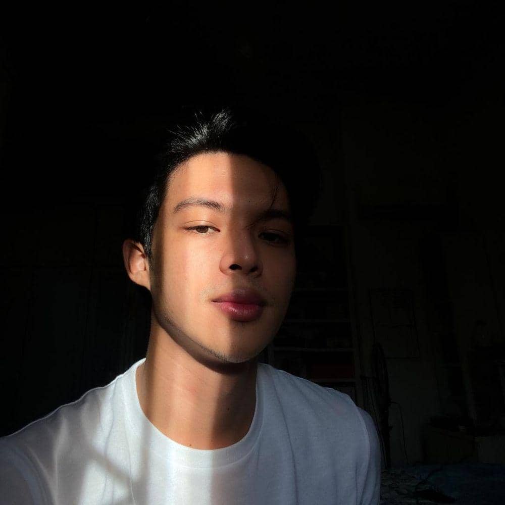 instagram.com/rey_mbayang