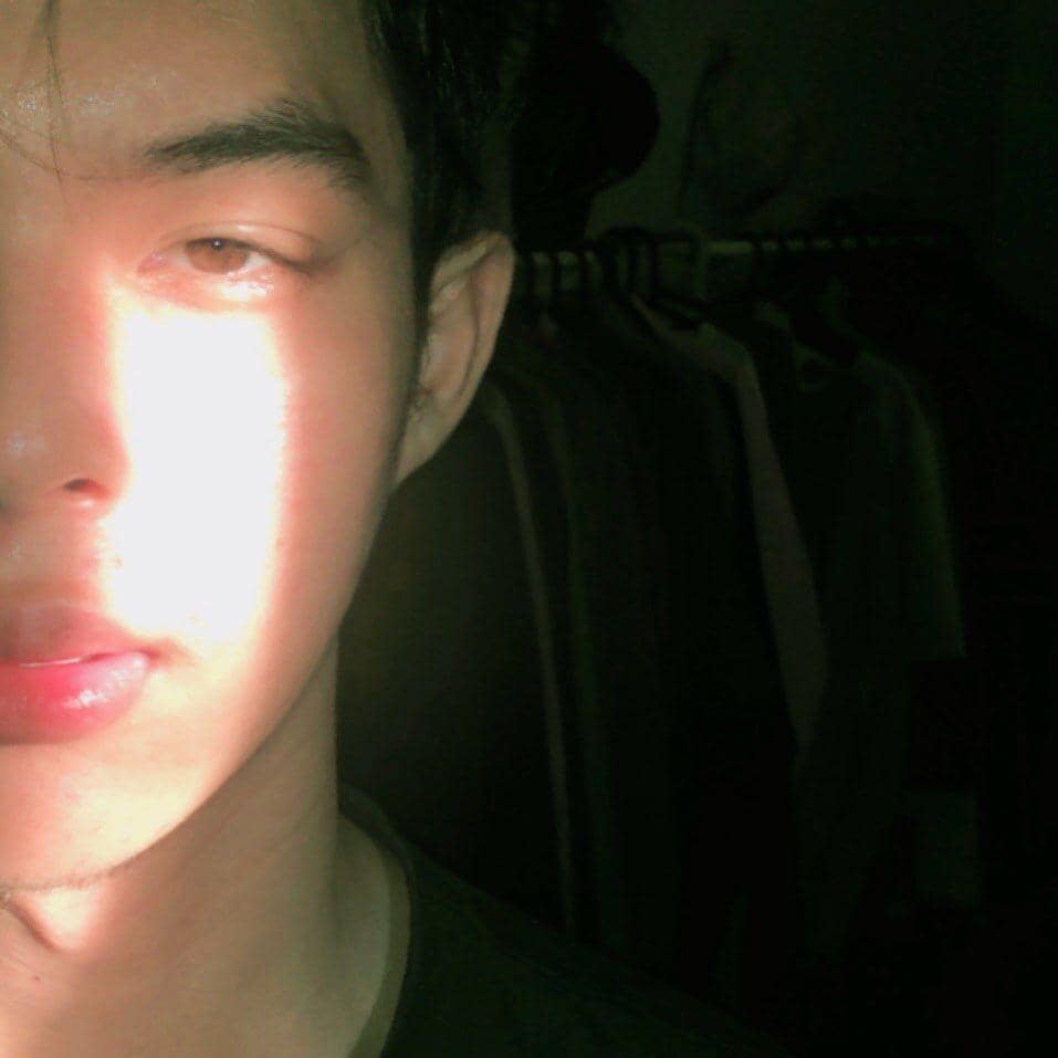 instagram.com/rey_mbayang