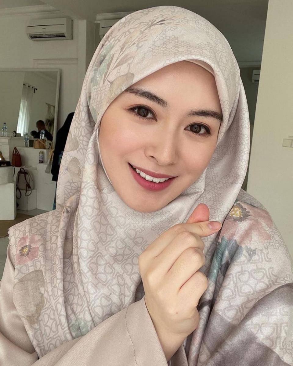 instagram.com/xolovelyayana