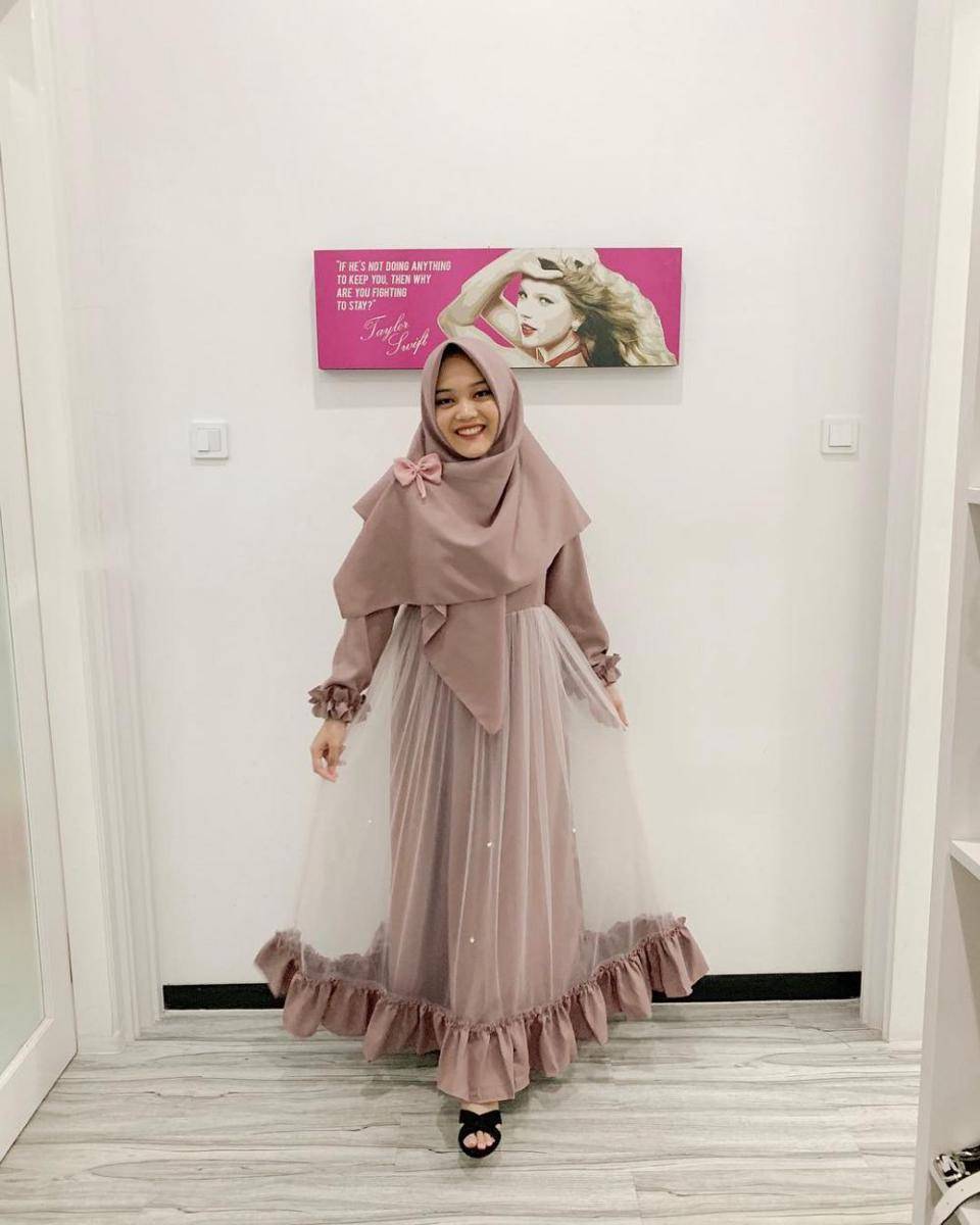 instagram.com/putridelinaa