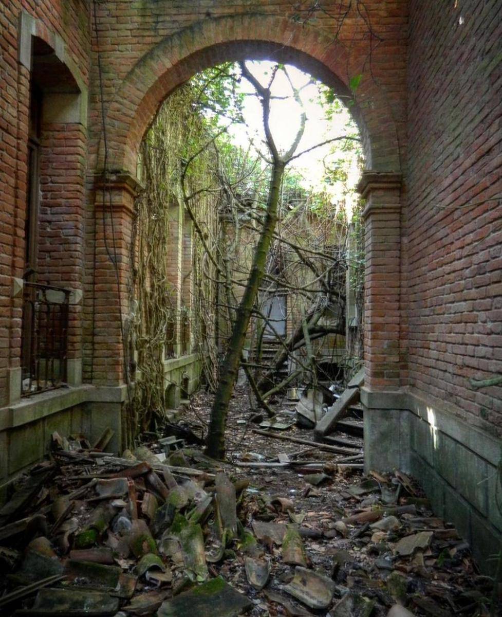 Instagram.com/country_urbex