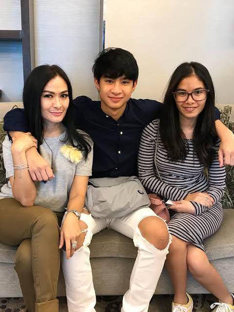 Instagram.com/isdadahlia/