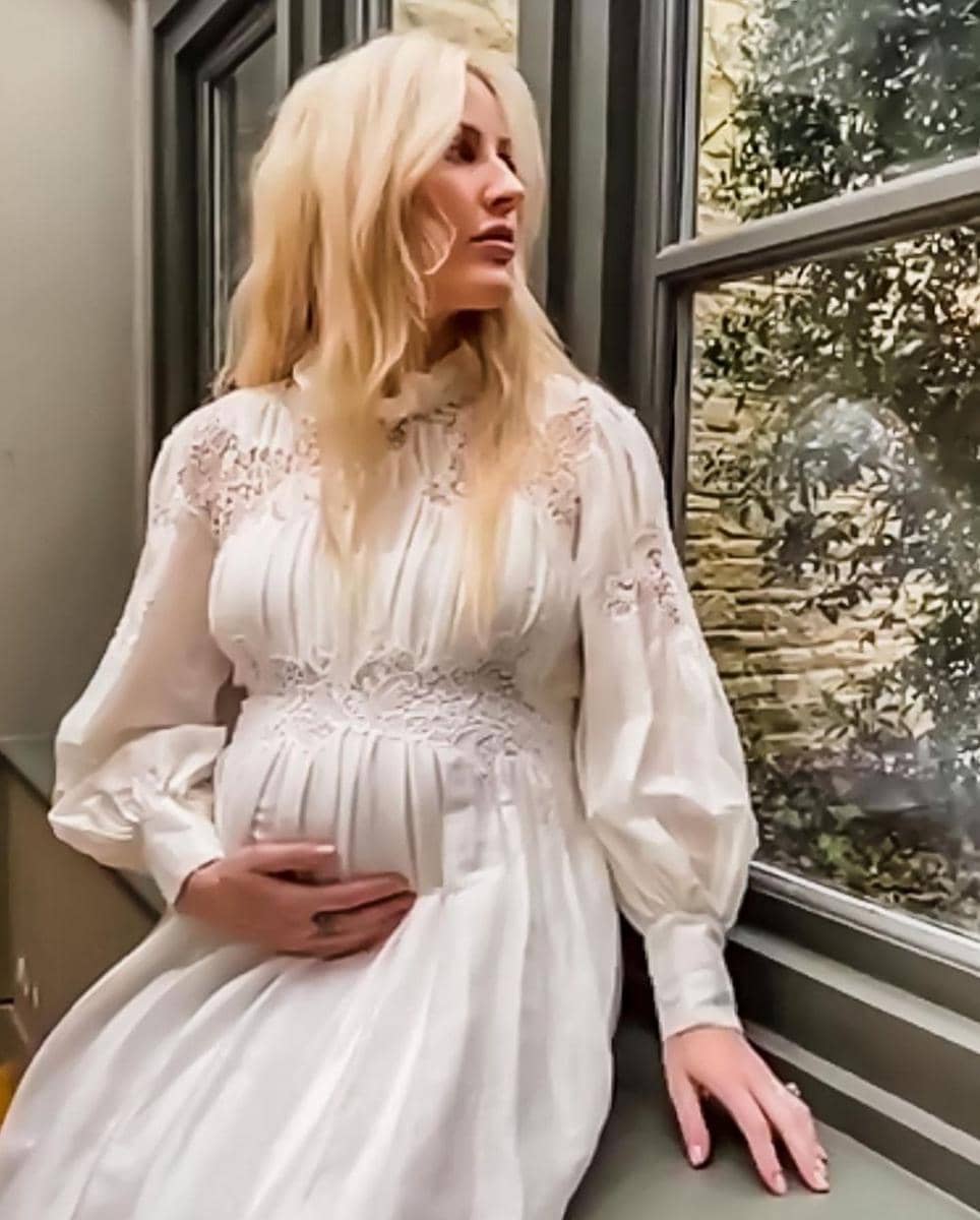instagram.com/elliegoulding