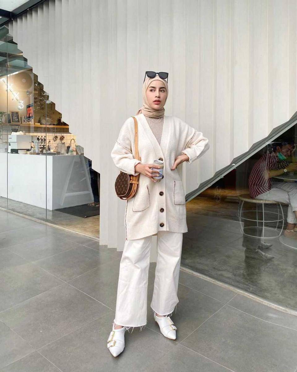 instagram/aghniapunjabi