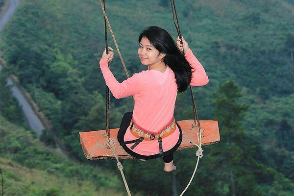 15 Potret Bukit Indah Simarjarunjung, Surganya Wisata Selfie