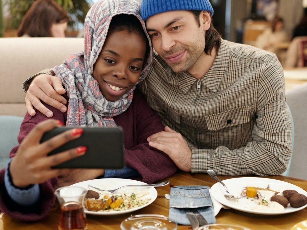 [QUIZ] Kami Tahu Kegiatan Apa yang Cocok untukmu Saat Menunggu Berbuka Puasa