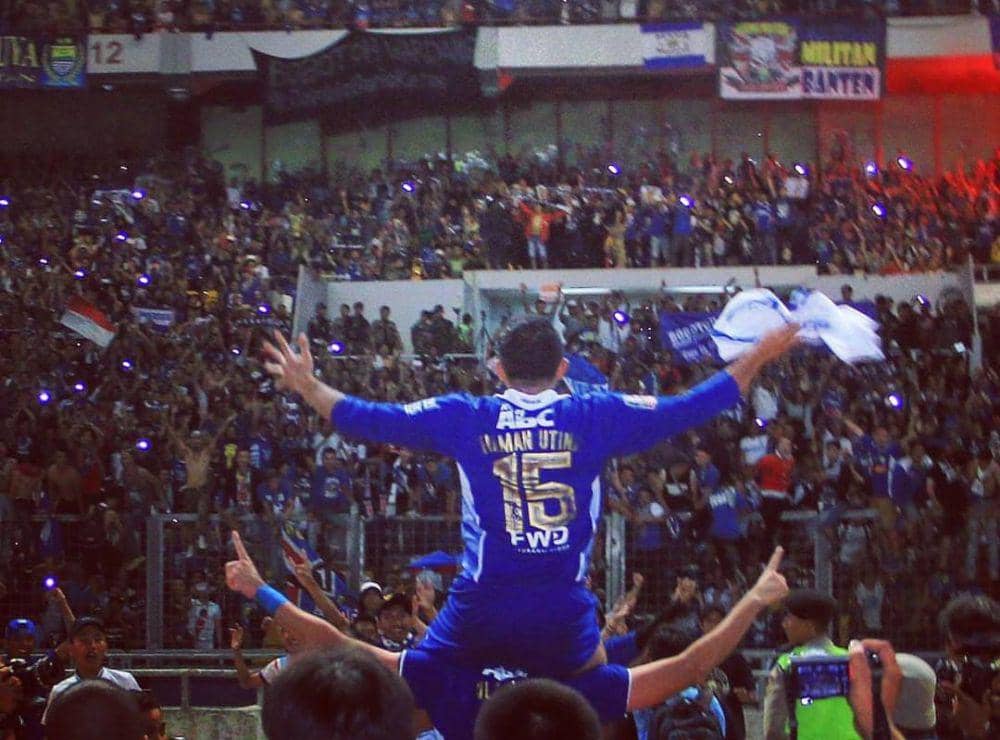 10 Pemain Lokal yang Juara Liga Indonesia dengan Dua Klub Berbeda