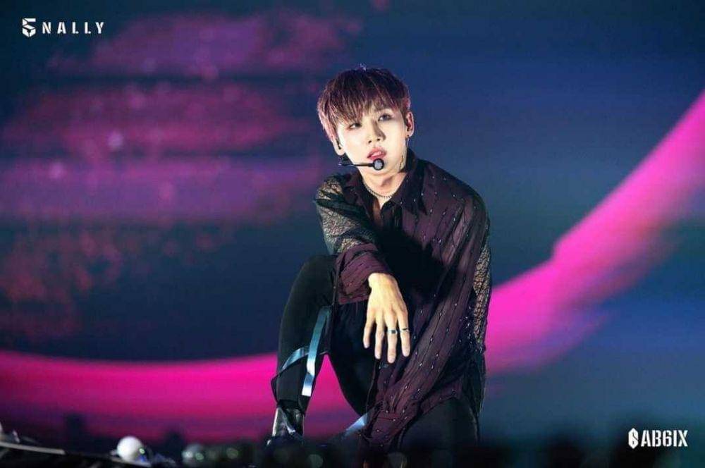 Instagram.com/ab6ix_official