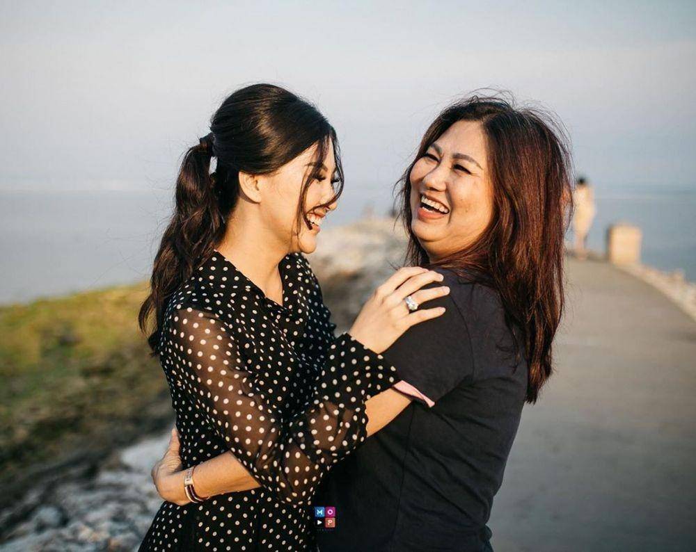 Sarwendah dan Rospita Tjoe (instagram.com/sarwendah29)
