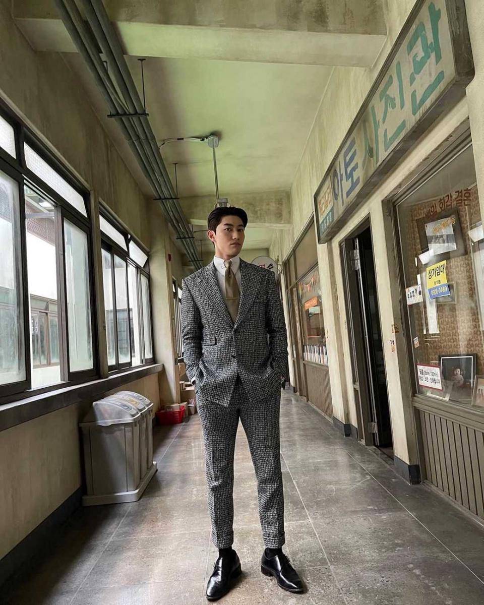 instagram.com/kwakdongyeon0