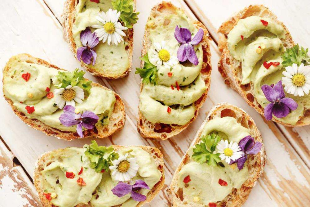 5 Menu Lezat Berbahan Edible Flower, Bunga yang Bisa Dikonsumsi!