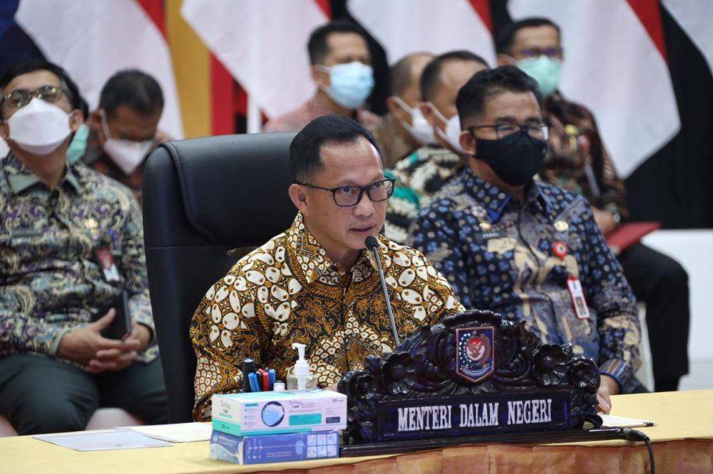 Tito Karnavian pada Peringatan Hari Otonomi Daerah ke-25 (dok. Puspen Kemendagri)