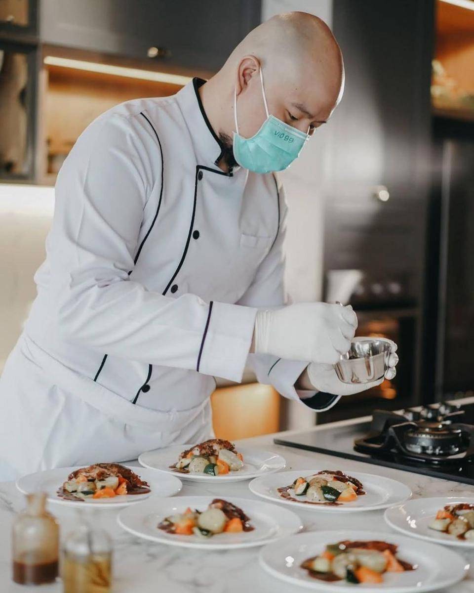 Chef Ken (Instagram.com/thebiggerchef)