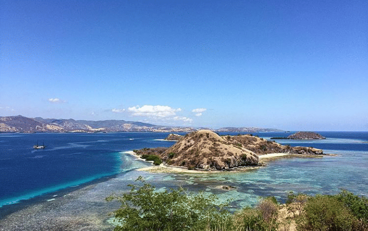 Taman Laut 17 Pulau Riung. Ceknricek.com