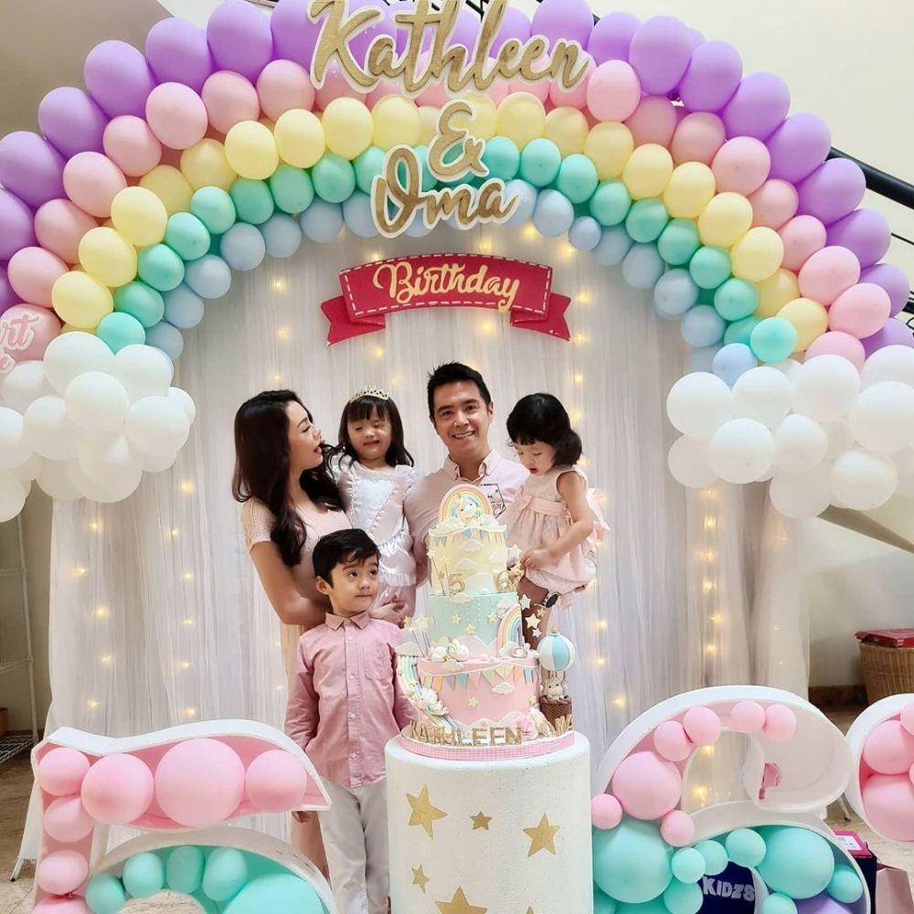 Maya Septha dan keluarga (instagram.com/mayaseptha7)