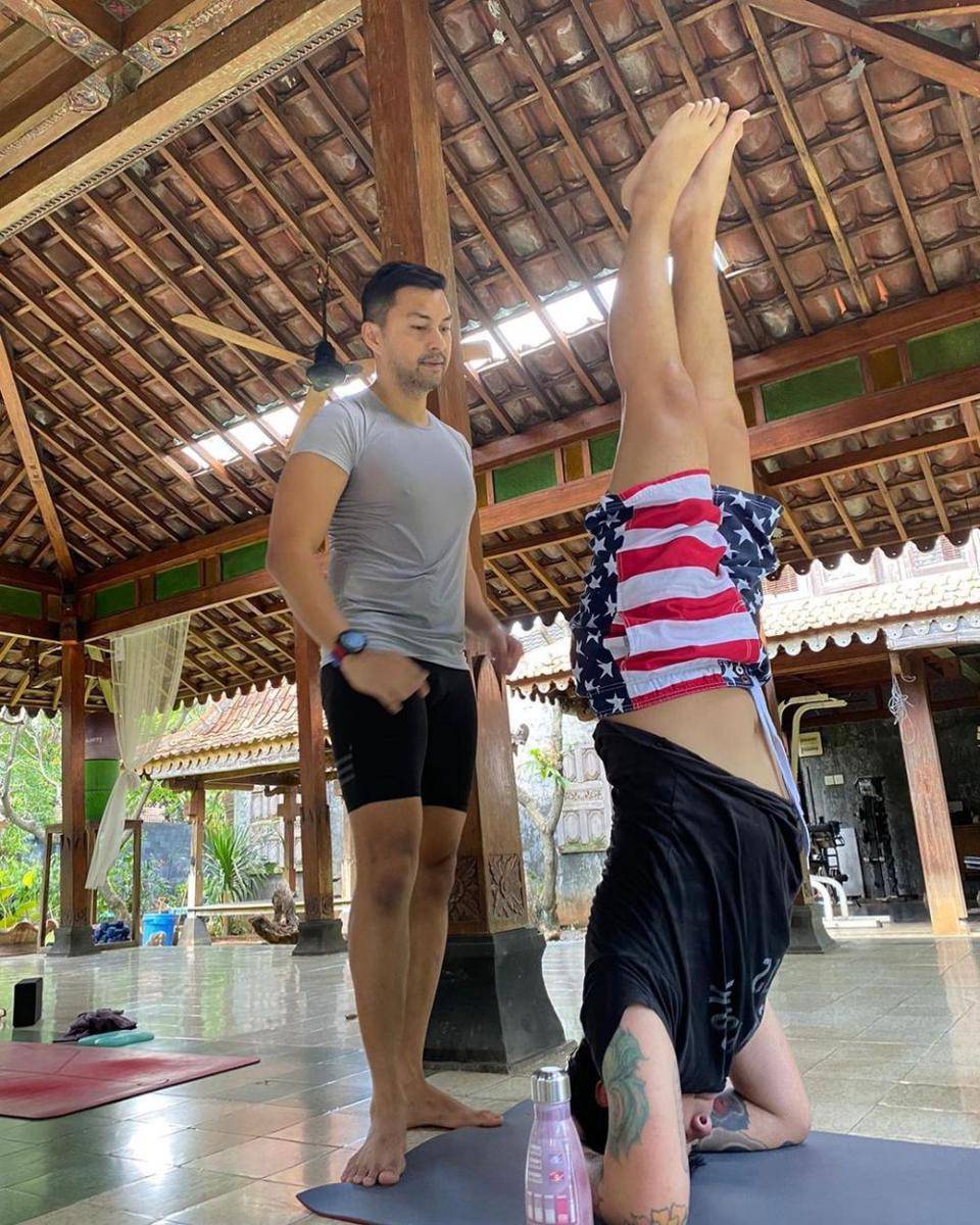 instagram.com/boykebayuaji