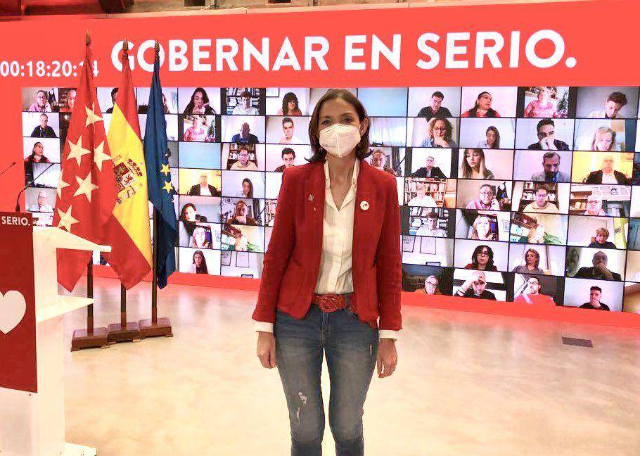 Menteri Pariwisata Spanyol Reyes Maroto saat menghadiri pengukuhan Angel Gabilondo sebagai kandidat dari PSOE. (twitter.com/MarotoReyes)