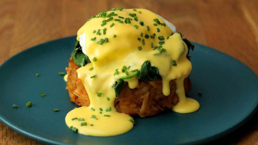 ilustrasi potato benedict (tasty.co)