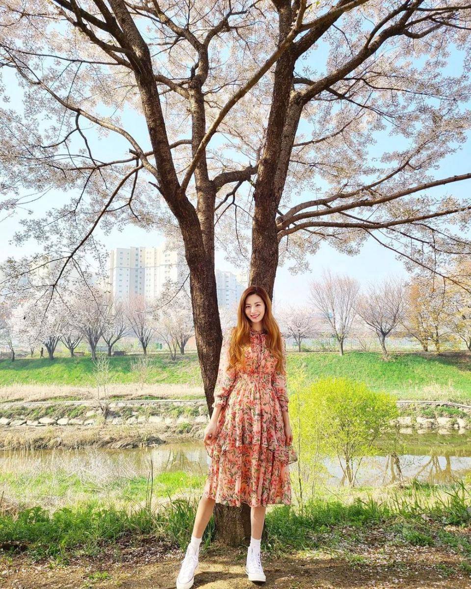 instagram.com/jin_a_nana