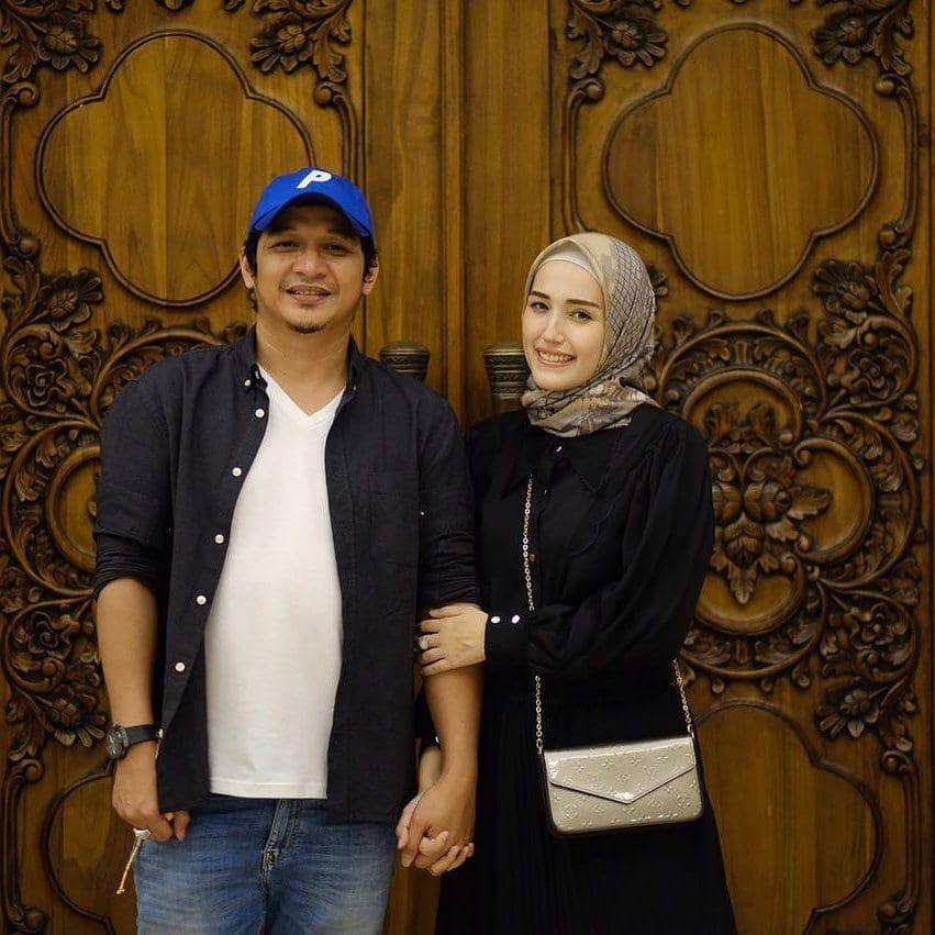 instagram.com/adeliapasha