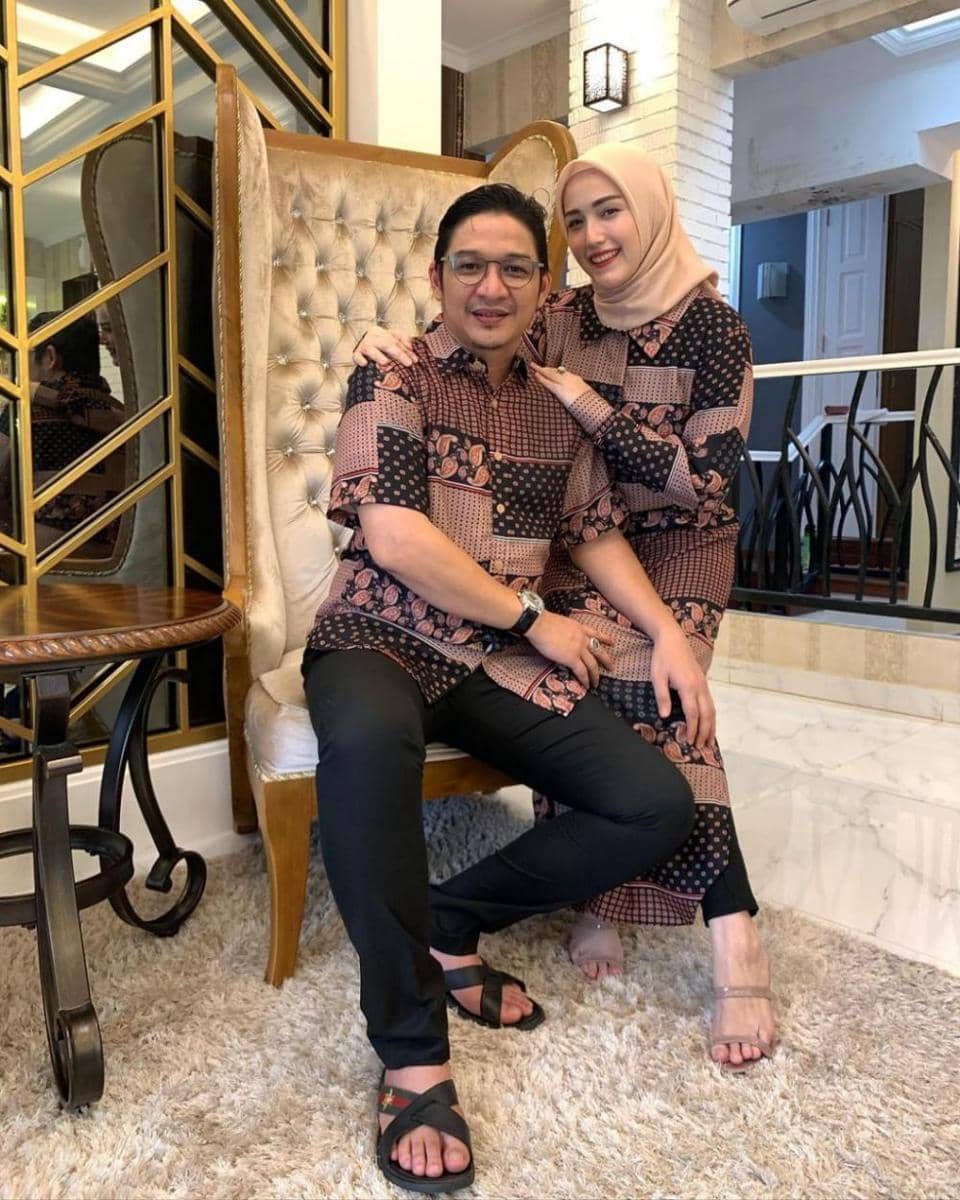 instagram.com/adeliapasha