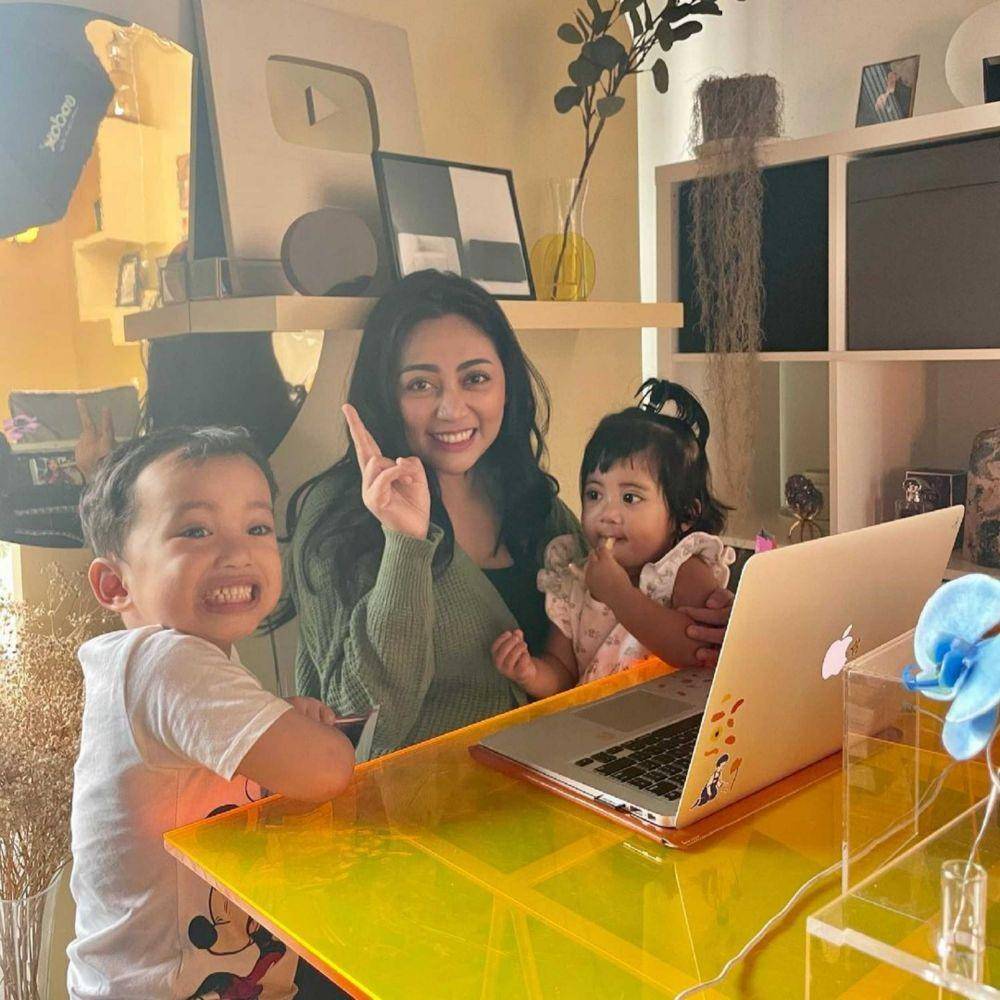 Rachel Vennya, Xabiru, dan Chava. Instagram.com/rachelvennya/