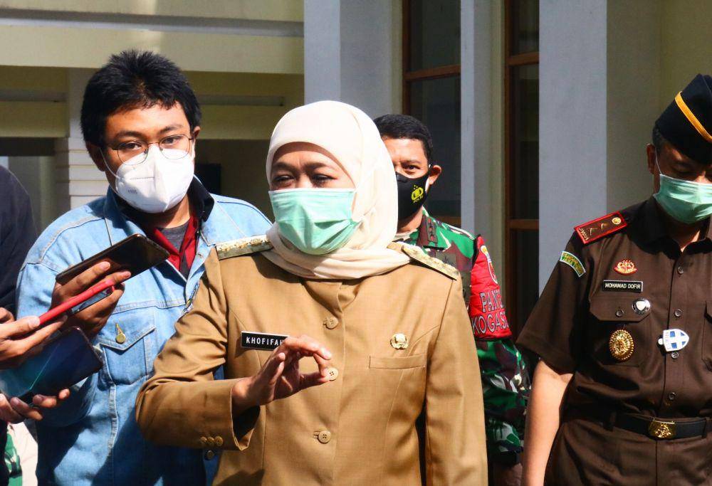 Gubernur Jatim, Khofifah Indar Parawansa saat berada di BKPSDM Kota Malang. IDN Times/Alfi Ramadana