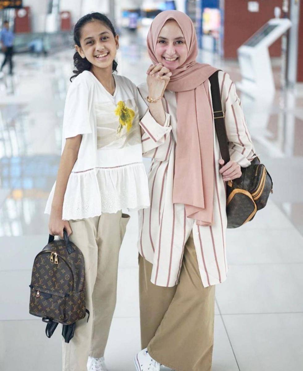 Avi Basalamah dan putrinya (instagram.com/avibasalamah)