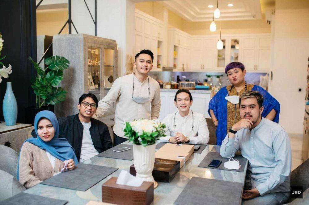 Buka bersama Kakak Beradik Journey. Instagram.com/jordionsu/