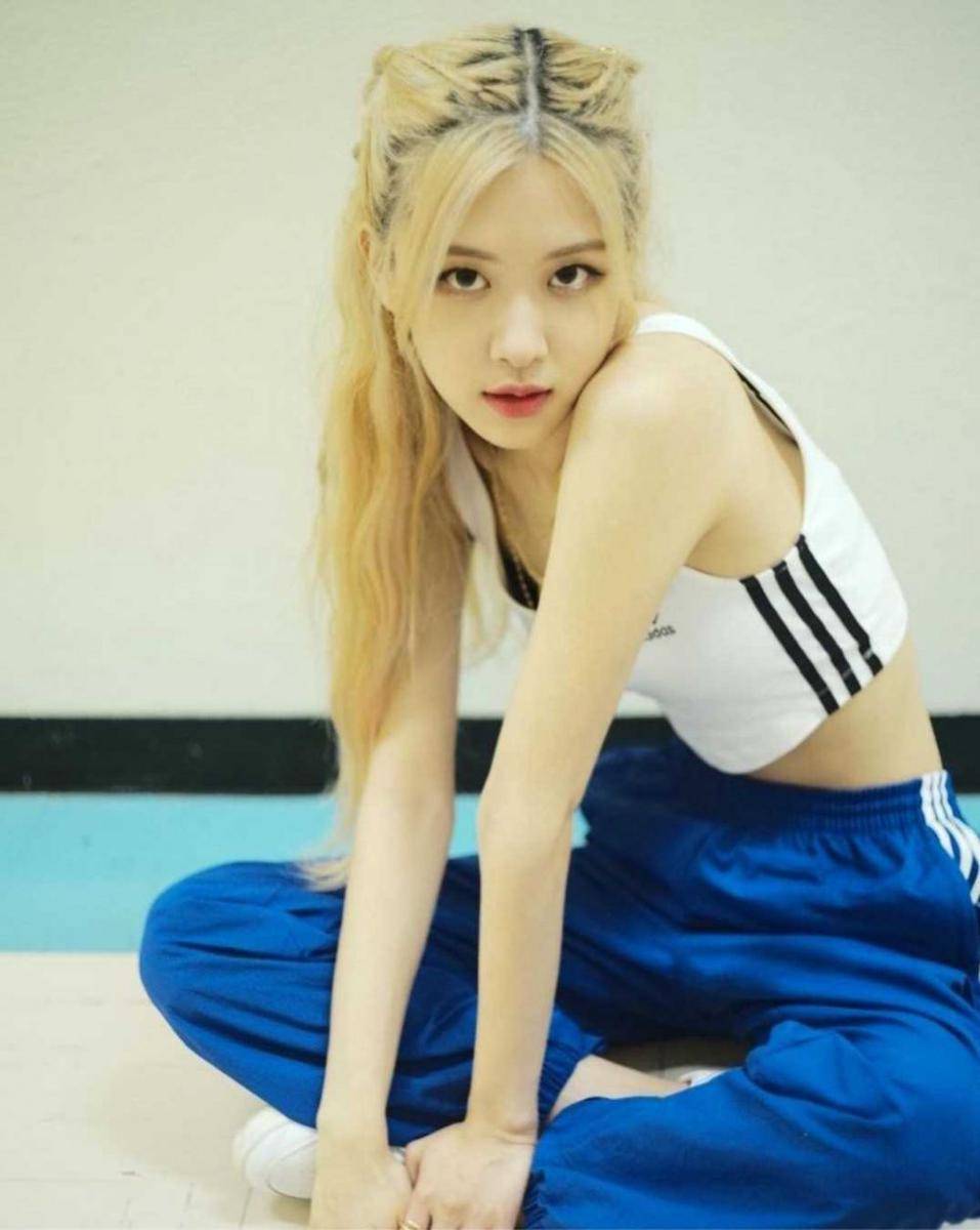 Instagram.com/roses_are_rosie