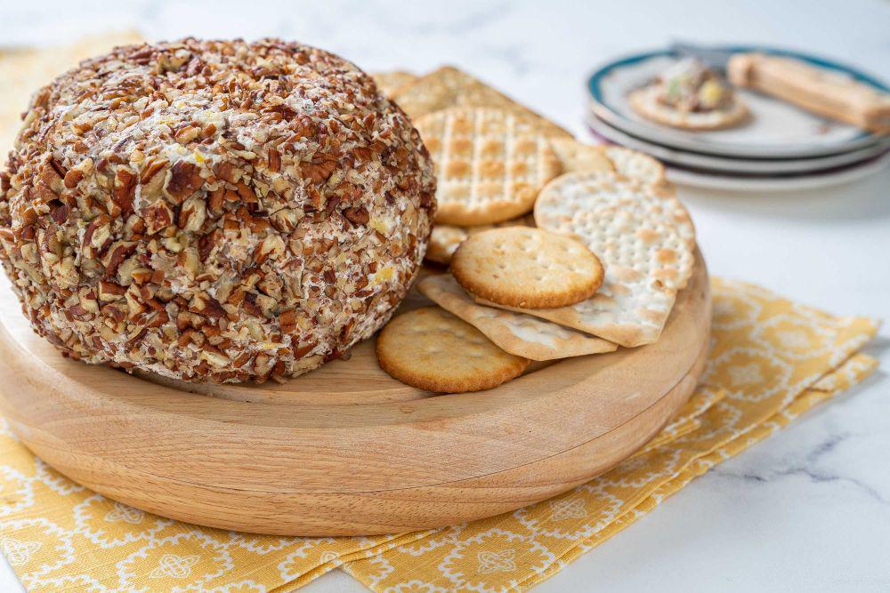 Resep Pineapple Cheese Ball, Kombinasi Unik dari Nanas dan Keju!